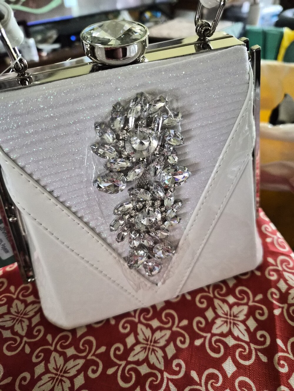 LA MAREY White Faux Leather Clutch/ Convertible Xbody Rhinestones - Picture 11 of 15